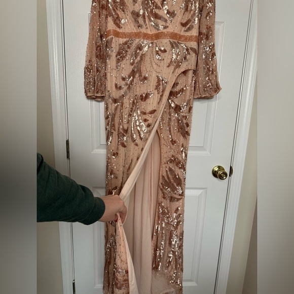 MAC DUGGAL Rose Gold Sequined faux wrap split long sleeve gown 16 NWT - Picture 12 of 16
